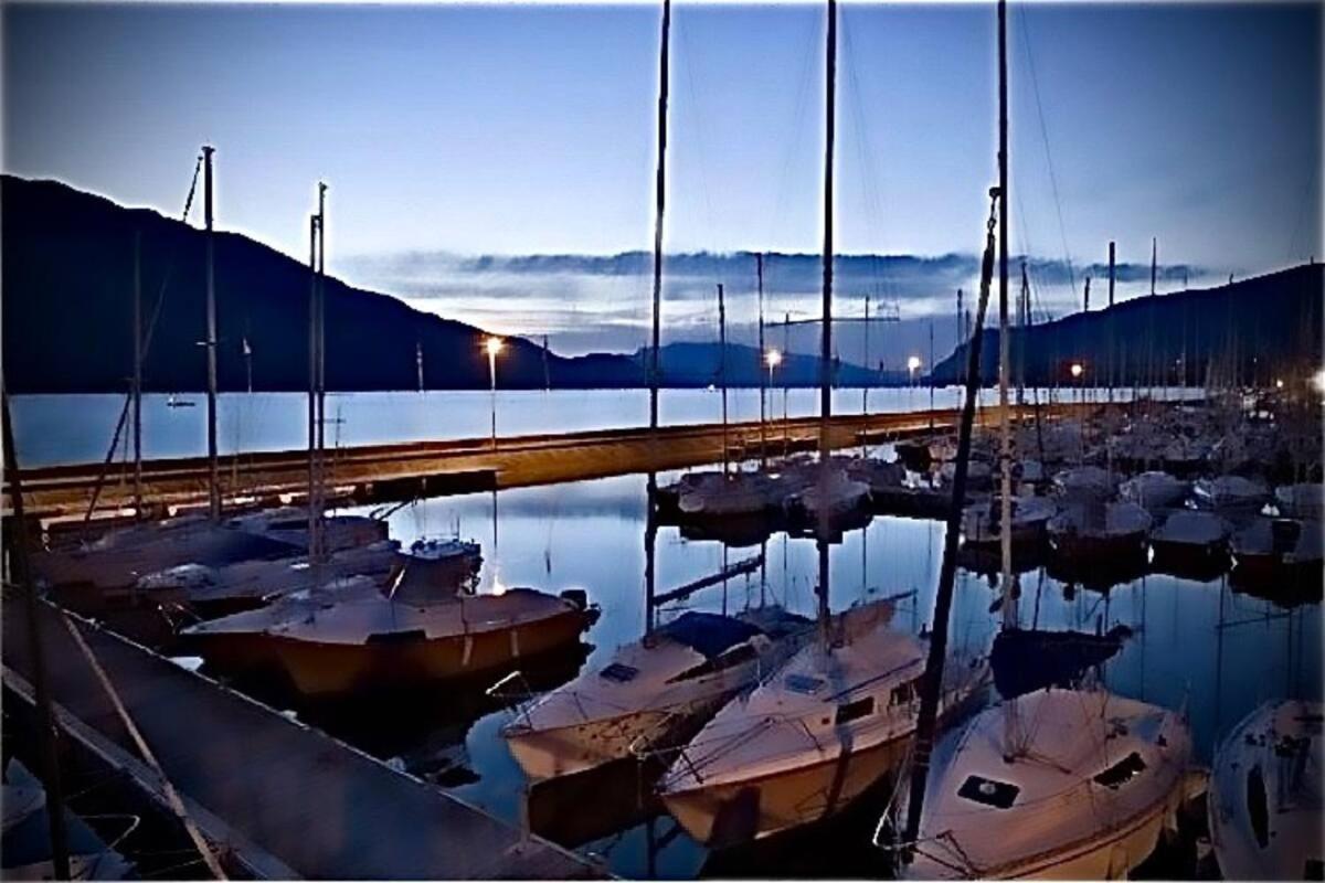 A La Marc'Quize Chambres D'Hotes, Petit Dejeuner Compris, Avec Piscine A Debordement En Exterieur, Bain Nordique A 38 Degres En Prestation Supplement Sur Reservation Horaire Anticipee 1 Place De Parking Gratuite Sur Place Mouxy Екстериор снимка