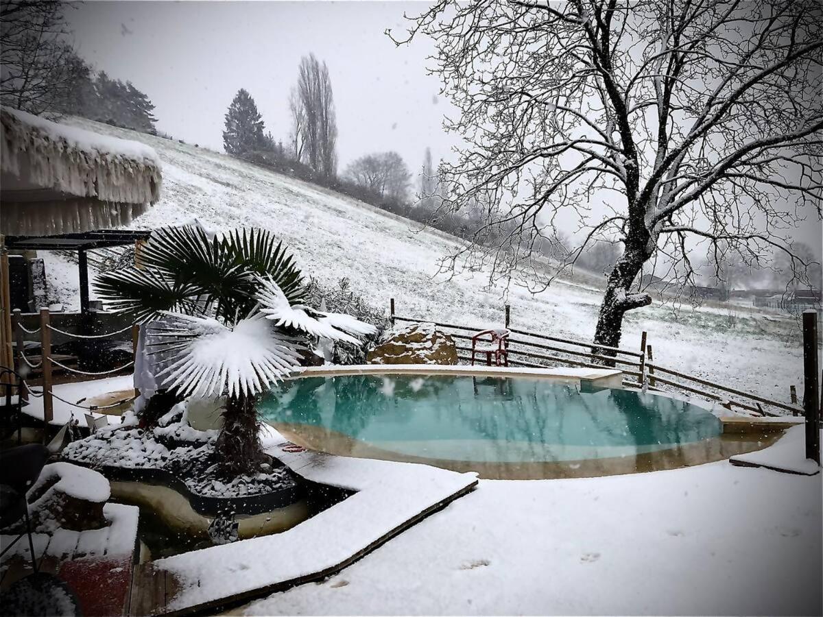 A La Marc'Quize Chambres D'Hotes, Petit Dejeuner Compris, Avec Piscine A Debordement En Exterieur, Bain Nordique A 38 Degres En Prestation Supplement Sur Reservation Horaire Anticipee 1 Place De Parking Gratuite Sur Place Mouxy Екстериор снимка